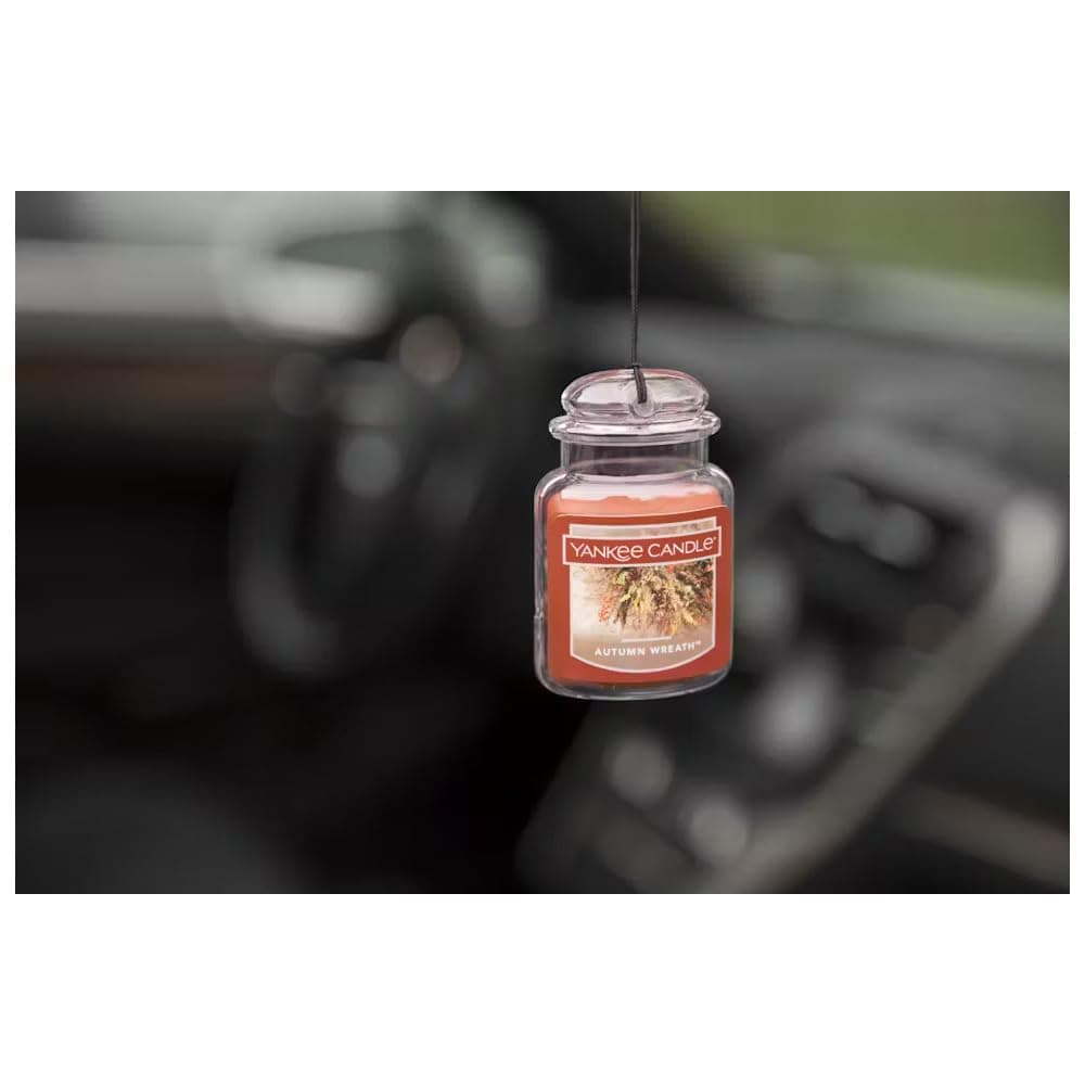 Yankee Candle Autumn Wreath Car Jar Ultimate Air Freshener, Food & Spice Scent thumbnail 3